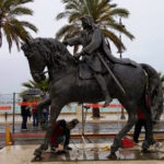 Manfredonia onora Re Manfredi con una statua equestre